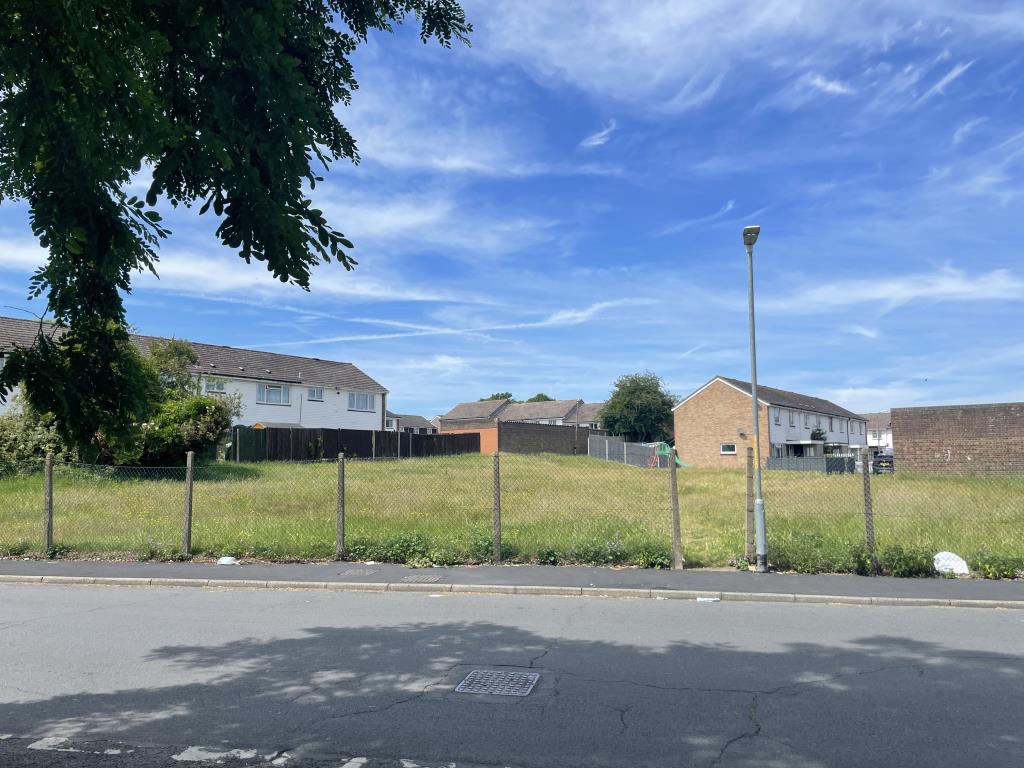 Lot: 66 - LAND WITH PLANNING FOR THREE NEW HOMES -